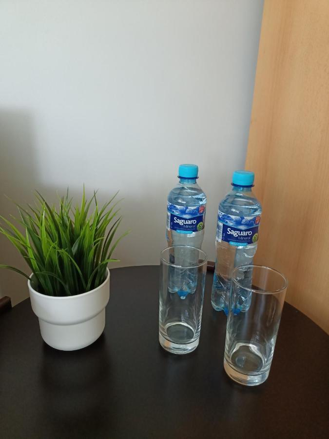 Pokoje Pod Swierkiem Swarzędz Buitenkant foto